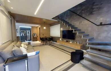 Imagem: A casa possui 3 Dormitórios, 5 Banheiros, 2 Vagas na garagem