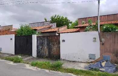 Imagem: A casa possui 2 Dormitórios, 1 Banheiro, 132m² de Área e