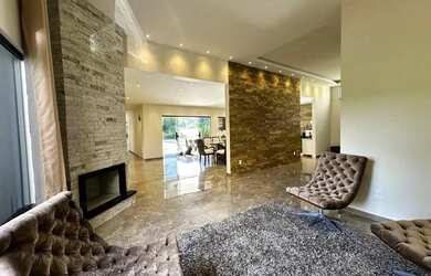 Imagem 15: Casa com 4 Quartos à Venda, 380 m² por R$ 1.950.000 - Ubatiba - Maricá/RJ