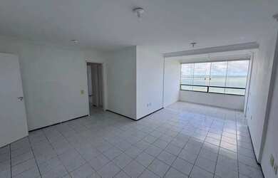 Imagem: O apartamento possui 4 Dormitórios, 3 Banheiros, 2 Vagas na