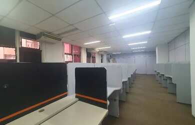 Imagem: O depósito possui 70m² de Área e está localizado em República