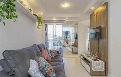 Imagem: O apartamento possui 3 Dormitórios, 2 Banheiros, 1 Vaga na