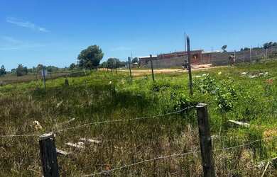 Imagem: O terreno possui 150m² de Área e está localizado em Ulisses