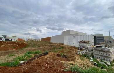 Imagem: O terreno possui 300m² de Área e está localizado em Anápolis