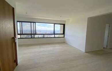 Imagem: O apartamento possui 4 Dormitórios, 4 Banheiros, 3 Vagas na