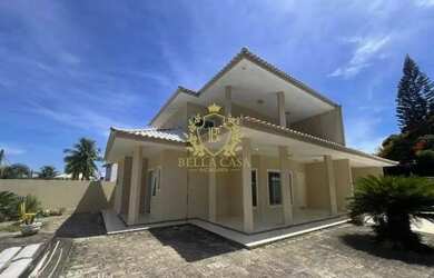 Imagem: A casa e possui 4 Dormitórios, Suítes, 5 Banheiros, 4 Vagas