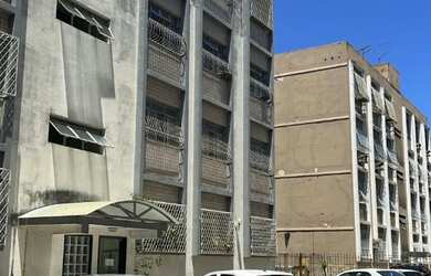 Imagem: O apartamento possui 3 Dormitórios, 2 Banheiros, 1 Vaga na