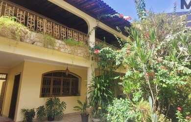 Imagem: A casa em condomínio possui 4 Dormitórios, 4 Banheiros, 5