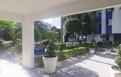 Imagem: O apartamento possui 3 Dormitórios, 1 Banheiro, 1 Vaga na garagem