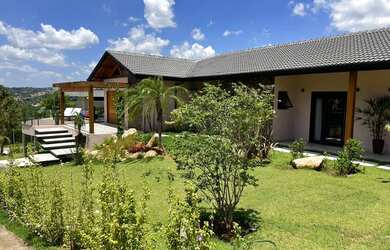 Imagem: A casa em condomínio possui 3 Dormitórios, 5 Banheiros, 4