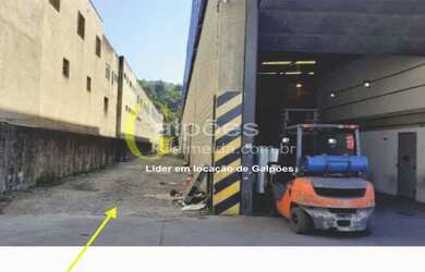 Imagem: O depósito possui 2.306m² de Área e está localizado em