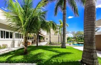 Imagem: A casa em condomínio possui 5 Dormitórios, 5 Banheiros, 5