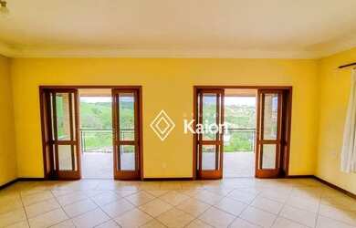 Imagem: A casa em condomínio possui 4 Dormitórios, 4 Banheiros, 3