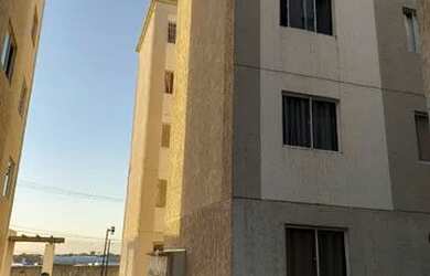 Imagem: O apartamento possui 2 Dormitórios, 1 Banheiro, 5 Vagas na