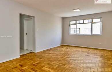 Imagem: O apartamento possui 1 Dormitório, 1 Banheiro, 1 Vaga na garagem