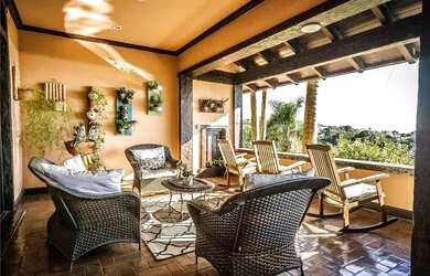 Imagem 3: Casa em Santa Tereza. Piscina, Churrasqueira, VarandaeGuarda roupa