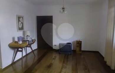 Imagem: O apartamento à venda possui 4 Dormitórios, 3 Banheiros, 1