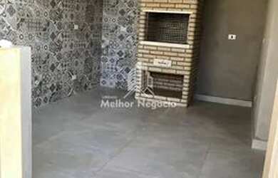 Imagem: A casa possui 1 Dormitório, 2 Banheiros, 4 Vagas na garagem