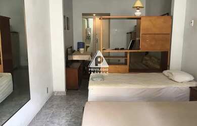 Imagem: A kitnet possui 1 Banheiro, 35m² de Área e está localizado