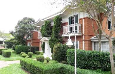 Imagem 3: Casa de condomínio moderna, aconchegante, cheia de charme e elegância....