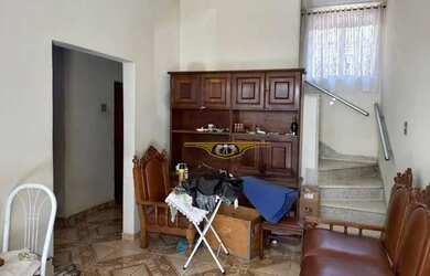 Imagem: A casa possui 2 Dormitórios, 1 Banheiro, 1 Vaga na garagem