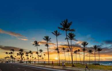 Imagem 11: Apartamento p locação Armação Salvador Bahia Vista mar varanda com...