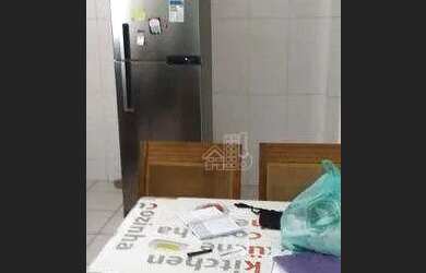 Imagem: A casa possui 4 Dormitórios, 3 Banheiros, 4 Vagas na garagem