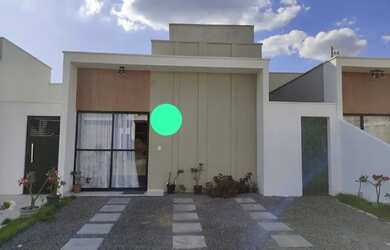 Imagem: A casa em condomínio possui 2 Dormitórios, 1 Banheiro, 2 Vagas
