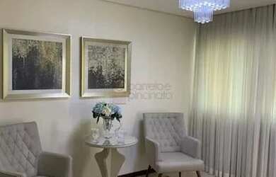 Imagem: A casa possui 3 Dormitórios, 3 Banheiros, 4 Vagas na garagem