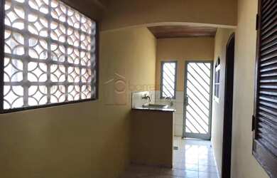 Imagem 3: Casa Padrão em Jundiaí. Varanda, 76m² de Área, 1 Vaga na garageme2...