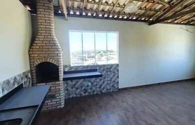 Imagem: A casa possui 3 Dormitórios, 2 Banheiros, 1 Vaga na garagem