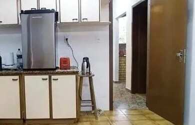 Imagem 2: Alugo Casa. Churrasqueira, 310m² de Área, 3 Vagas na garageme3 Dormitórios