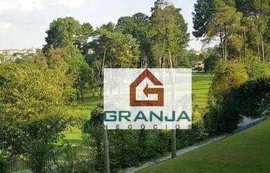 Imagem: A casa em condomínio possui 5 Dormitórios, 5 Banheiros, 4