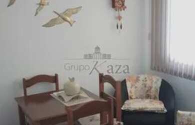 Imagem: O apartamento possui 1 Dormitório, 1 Banheiro, 1 Vaga na garagem