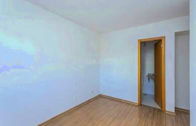 Imagem 12: Apartamento com 2 dormitórios, sendo 1 suíte, no bairro Passo d`Areia