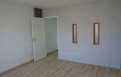 Imagem 4: Descrição do Imóvel. Ar-condicionadoe39m² de Área