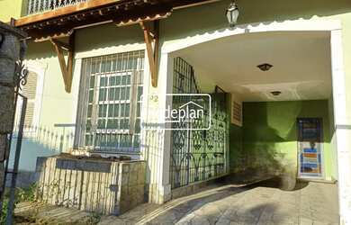 Imagem: Casa grande no jardim Amália