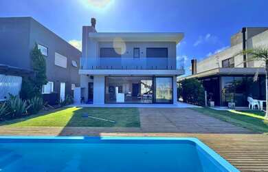 Imagem 15: Sobrado a venda em Condomínio de Luxo em Xangri-lá Finamente decorado...