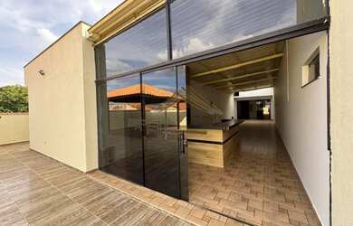 Imagem 3: Casa com 6 dormitórios no condomínio Haras Vitória, pronta para morar