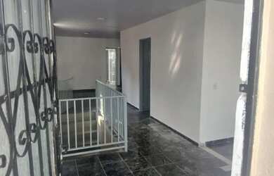 Imagem 9: ALUGO CASA NA AVENIDA TEFÉ - JAPIIM - 1° ANDAR