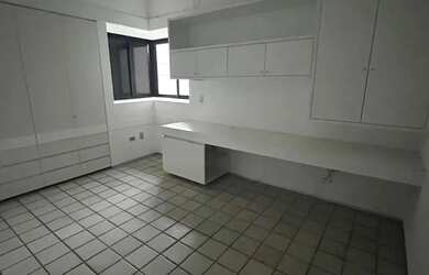 Imagem 7: Apartamento beira MAR, 234m² com planejados, 4 quartos sendo 3 suítes