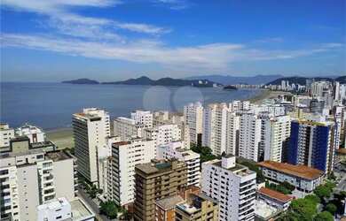 Imagem: O apartamento possui 4 Dormitórios, 5 Banheiros, 3 Vagas na