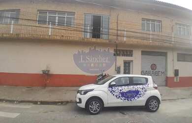 Imagem: A casa para alugar possui 3 Dormitórios, 2 Banheiros, 2 Vagas