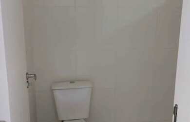 Imagem: O apartamento possui 2 Dormitórios, 1 Banheiro e 1 Vaga na