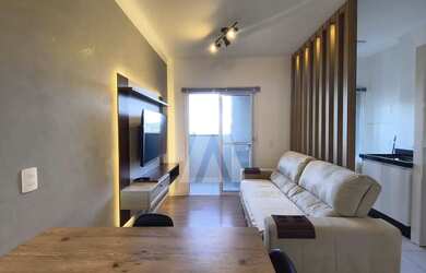 Imagem: O apartamento possui 1 Dormitório, 1 Banheiro, 1 Vaga na garagem