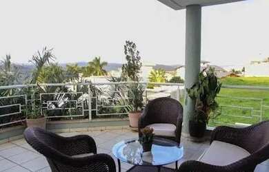 Imagem: A casa em condomínio possui 4 Dormitórios, 5 Banheiros, 5