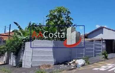 Imagem: O terreno possui 158m² de Área e está localizado em Estação