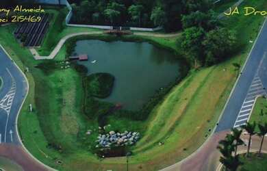 Imagem: O terreno possui 394m² de Área, Imóvel novo e está localizado