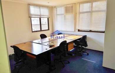 Imagem: O depósito possui 1 Vaga na garagem, 40m² de Área e está