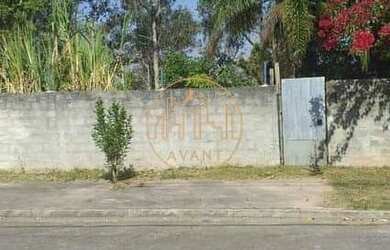 Imagem: O terreno possui 250m² de Área e está localizado em Bandeira